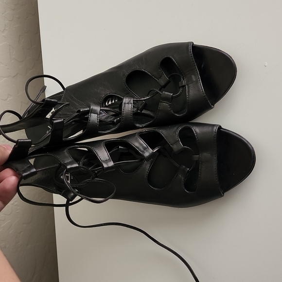 Delman lace up heels - Picture 2 of 2